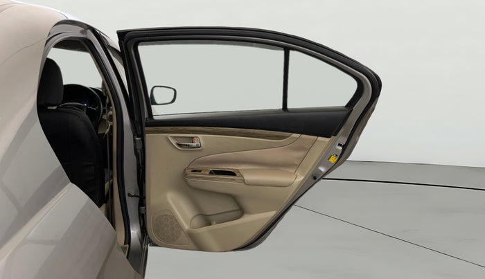 2019 Maruti Ciaz SIGMA 1.5 SHVS MT  PETROL, Petrol, Manual, 33,165 km, RHS Rear Door