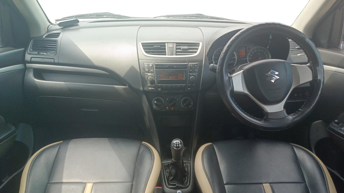 2017 Maruti Swift VXI, Petrol, Manual, 52,497 km, Dashboard