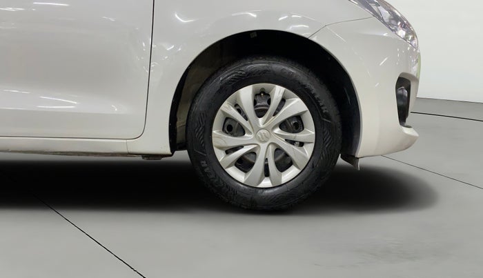 2020 Maruti Swift VXI, Petrol, Manual, 35,194 km, Right Front Wheel