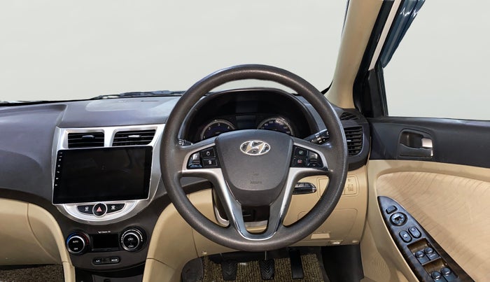 2017 Hyundai Verna 1.6 CRDI SX, Diesel, Manual, 1,00,677 km, Steering Wheel Close Up