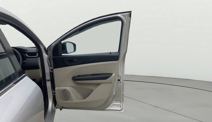 2022 Renault TRIBER RXT, Petrol, Manual, 1,01,210 km, RHS Front Door