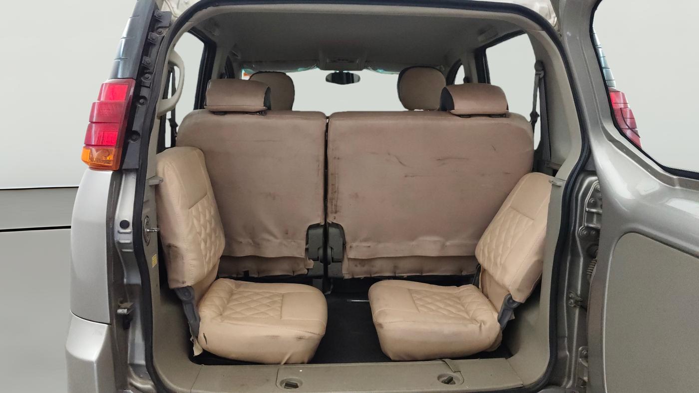 2014 Mahindra Quanto C6, Diesel, Manual, 1,06,601 km, Boot Open Zoomed View