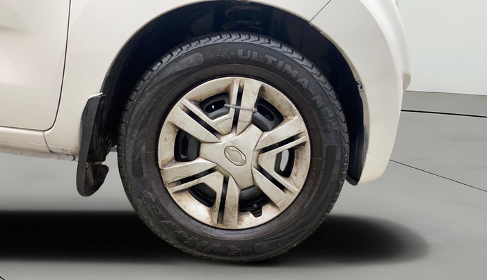 2017 Datsun Redi Go T (O), Petrol, Manual, 50,105 km, Right Front Wheel