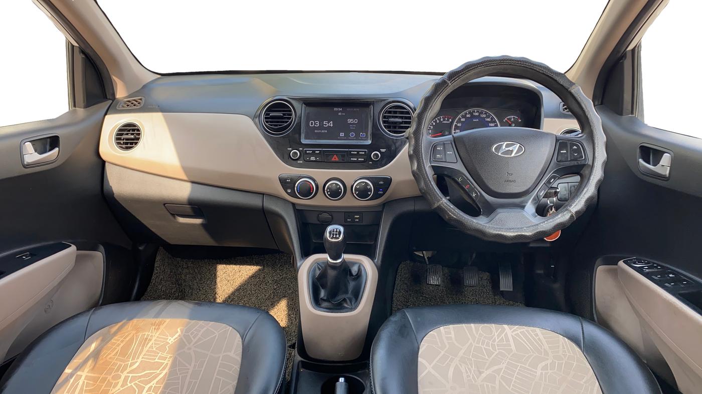 2019 Hyundai Grand i10 SPORTZ 1.2 KAPPA VTVT, Petrol, Manual, 24,267 km, Dashboard