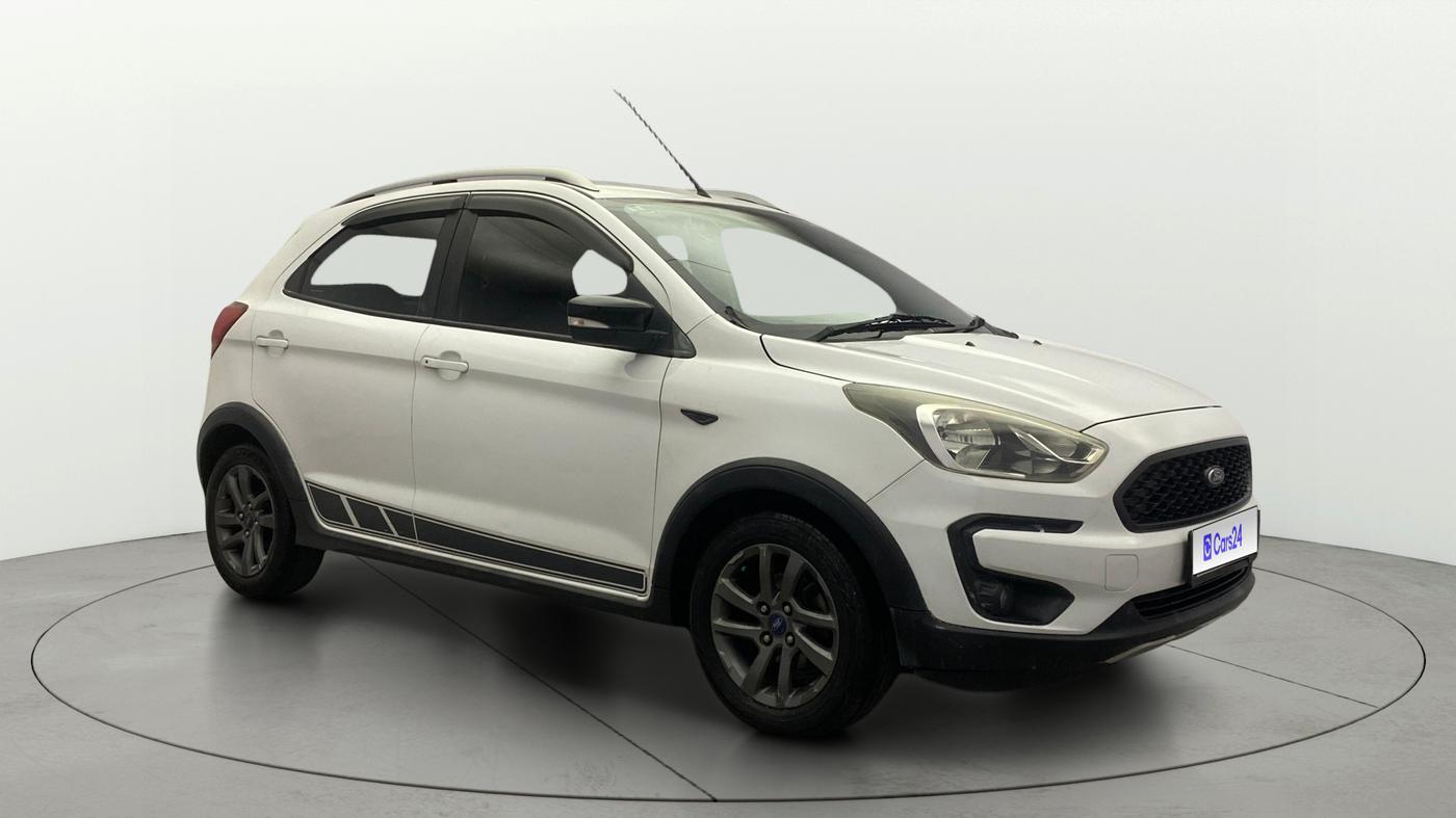 2018 Ford FREESTYLE TITANIUM 1.2 PETROL, Petrol, Manual, 1,43,417 km, SRP