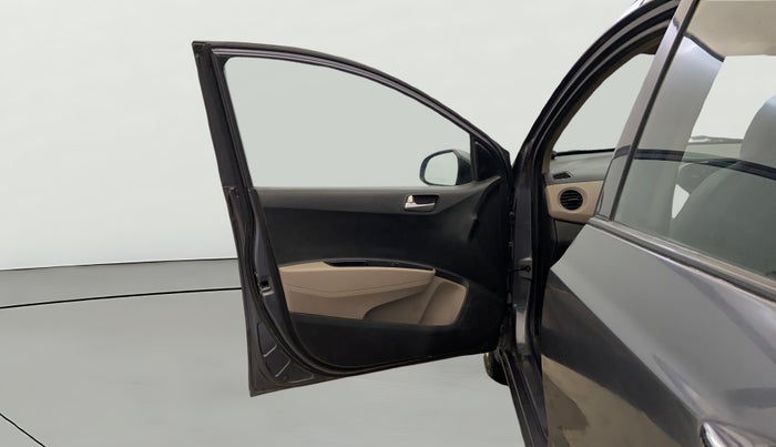 2016 Hyundai Grand i10 ASTA AT 1.2 KAPPA VTVT, Petrol, Automatic, 66,660 km, LHS Front Door