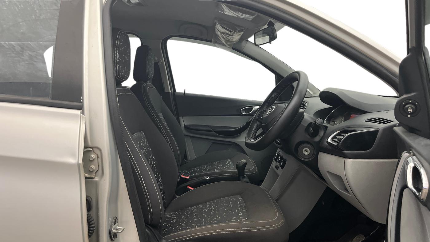 2020 Tata Tiago XZ PETROL, Petrol, Manual, 71,384 km, Right Side Front Door Cabin