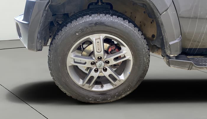 2021 Mahindra Thar LX PETROL HT 4WD AT, Petrol, Automatic, 78,013 km, Left Front Wheel