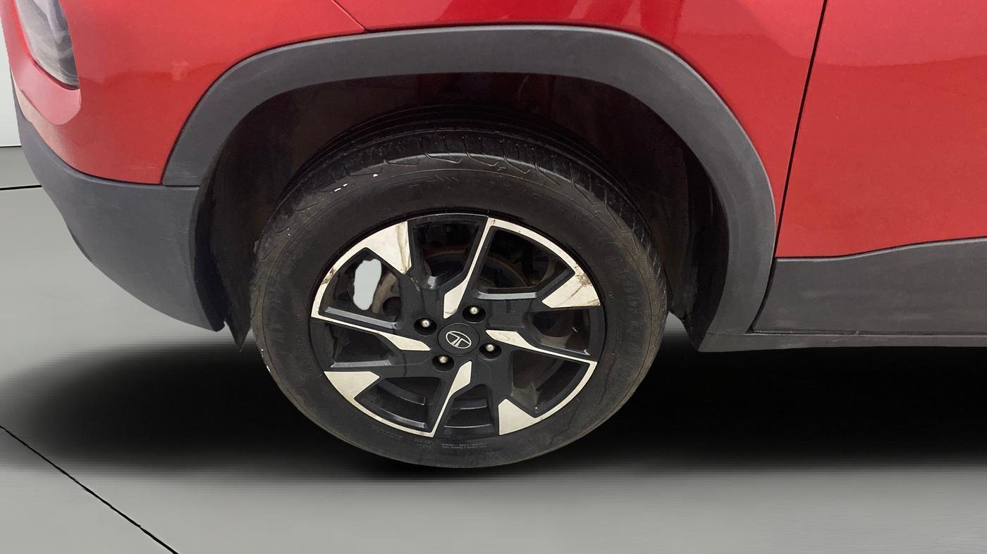 2025 Tata PUNCH Creative Plus (S) AMT, Petrol, Automatic, 19,349 km, Left Front Wheel