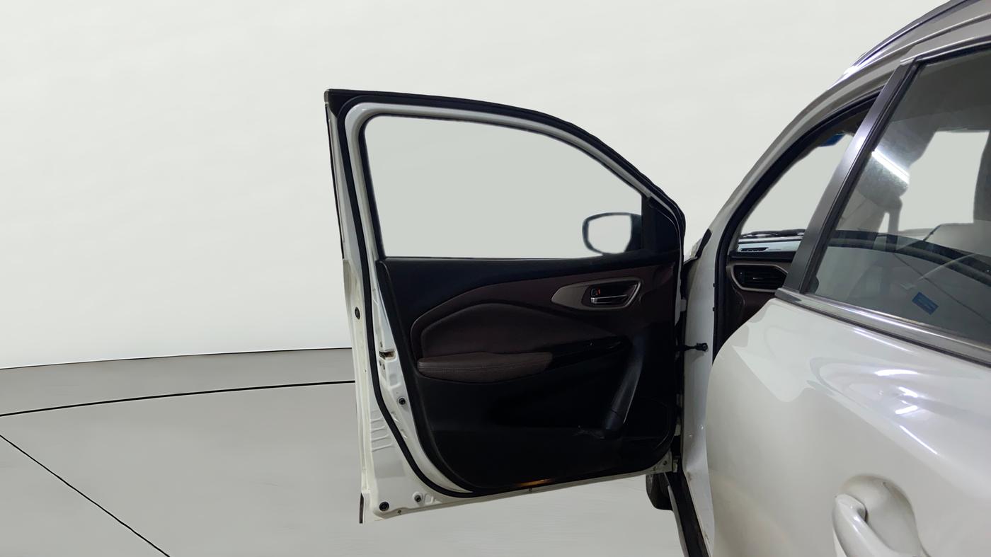 2023 Maruti FRONX ZETA 1.0L TURBO 6 AT, Petrol, Automatic, 10,157 km, LHS Front Door