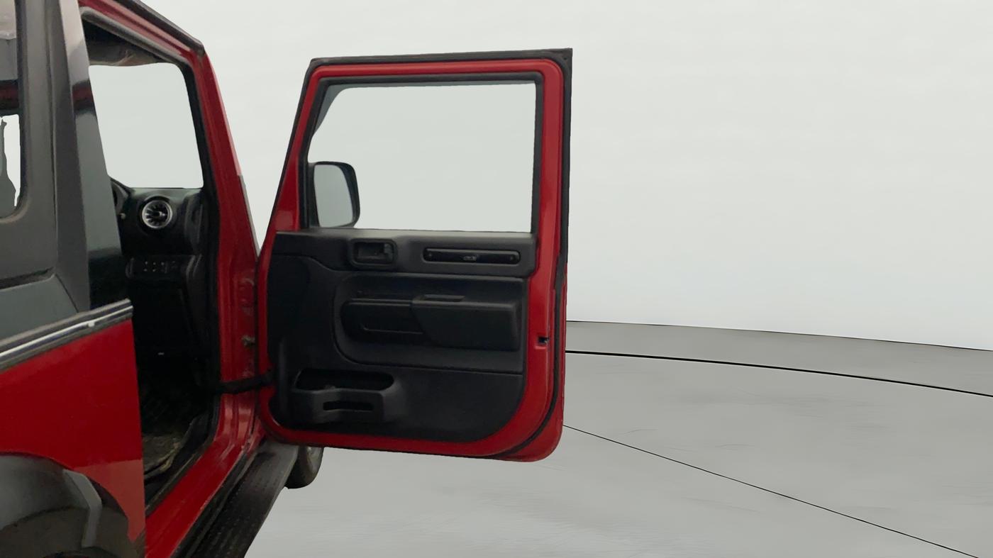 2021 Mahindra Thar LX  P 4WD AT CONVERTIBLE, Petrol, Automatic, 44,163 km, RHS Rear Door