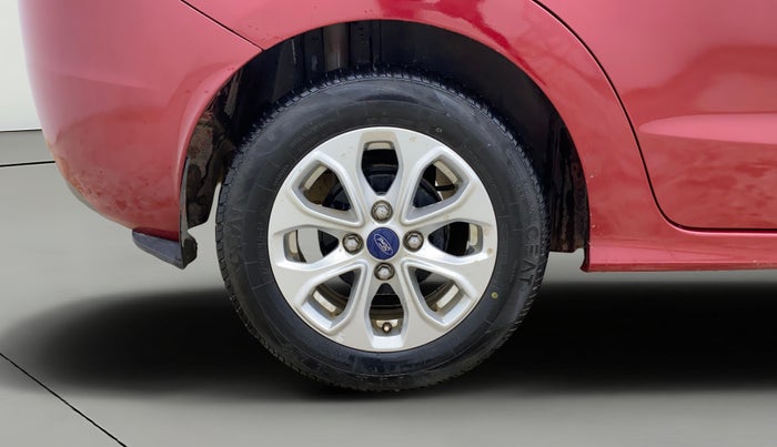 2018 Ford Figo Aspire TITANIUM 1.2 PETROL, CNG, Manual, 52,950 km, Right Rear Wheel