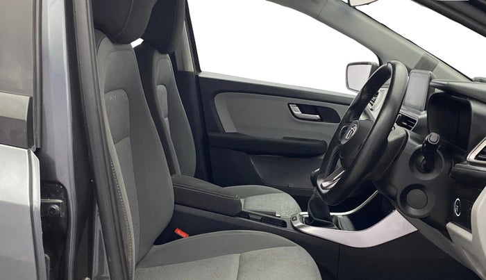 2021 Tata ALTROZ XZ PETROL, Petrol, Manual, 31,421 km, Right Side Front Door Cabin