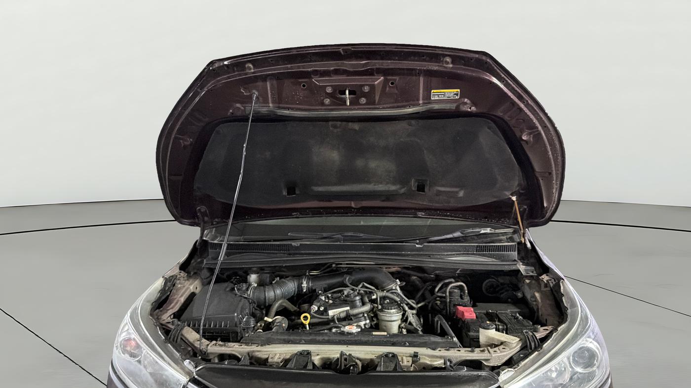 2022 Toyota Innova Crysta 2.7 VX 7 STR, Petrol, Manual, 67,894 km, Open Bonet
