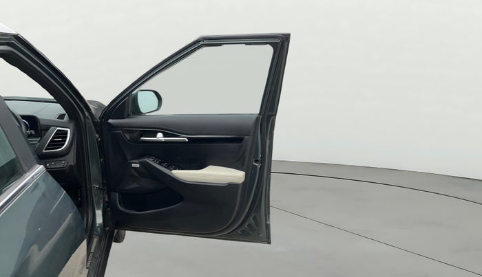 2023 KIA SELTOS  GTX Plus 1.5 Turbo Petrol DCT, Petrol, Automatic, 44,377 km, RHS Front Door