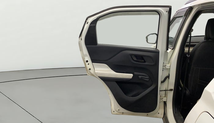 2023 Tata PUNCH PURE MT CNG, CNG, Manual, 35,762 km, LHS Rear Door