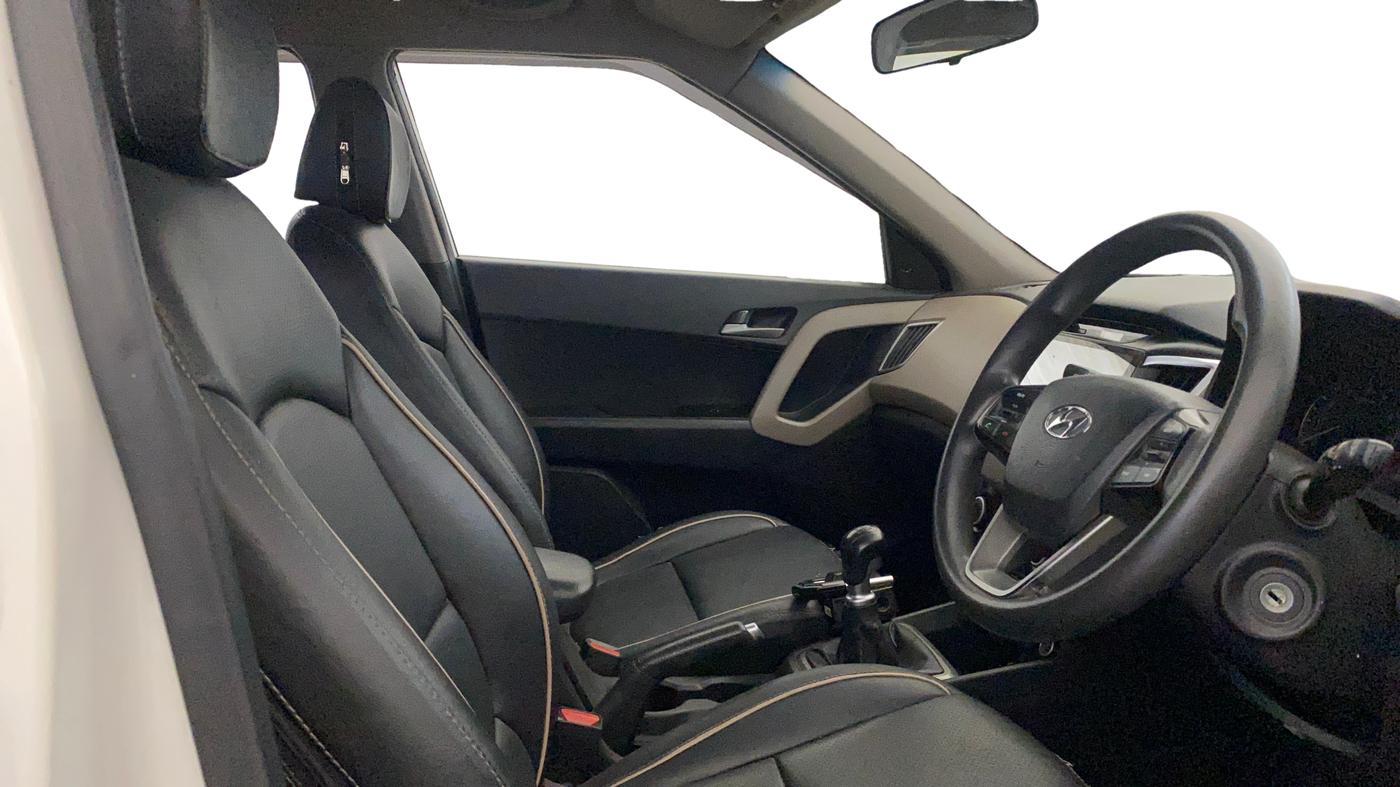 2016 Hyundai Creta S 1.6 PETROL, Petrol, Manual, 70,803 km, Right Side Front Door Cabin