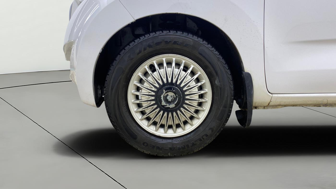 2019 Datsun Redi Go A, Petrol, Manual, 38,022 km, Left Front Wheel