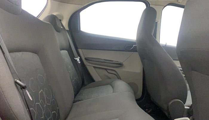 2017 Tata Tiago XTA PETROL, Petrol, Automatic, 82,116 km, Right Side Rear Door Cabin