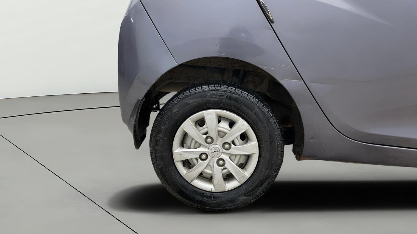 2015 Hyundai Eon ERA +, Petrol, Manual, 91,906 km, Right Rear Wheel