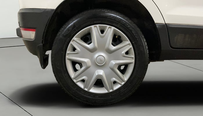 2018 Ford Ecosport TREND+ 1.5L DIESEL, Diesel, Manual, 1,32,511 km, Right Rear Wheel