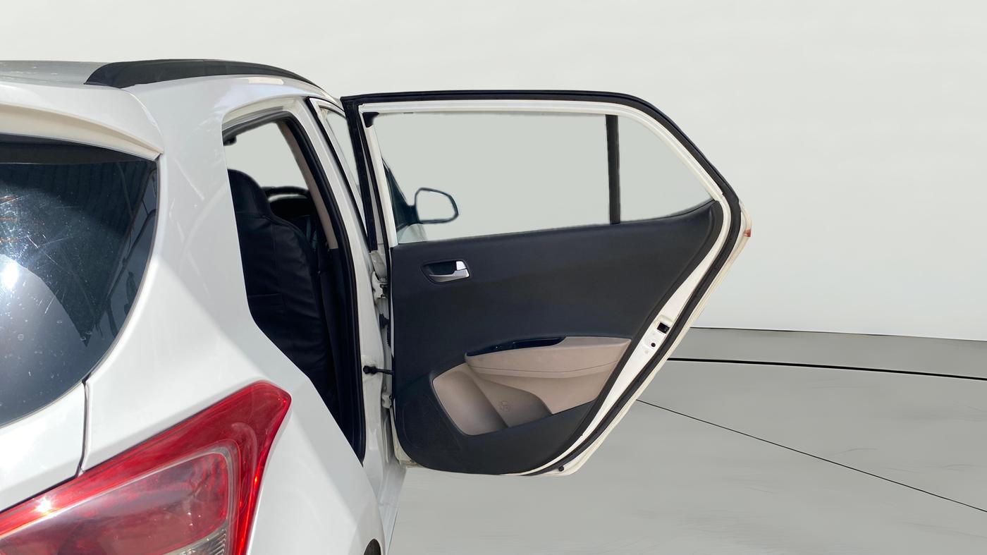 2015 Hyundai Grand i10 ASTA AT 1.2 KAPPA VTVT, Petrol, Automatic, 78,121 km, RHS Rear Door