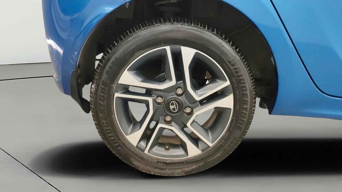 2024 Tata Tiago XZA PLUS PETROL, Petrol, Automatic, 3,289 km, Right Rear Wheel