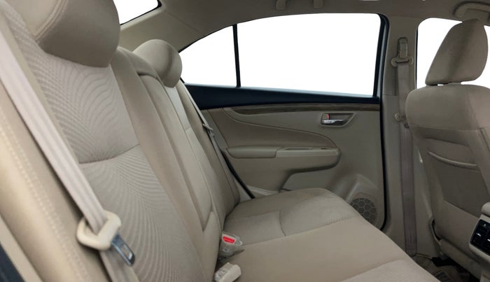 2022 Maruti Ciaz SIGMA 1.5 SHVS MT  PETROL, Petrol, Manual, 33,523 km, Right Side Rear Door Cabin