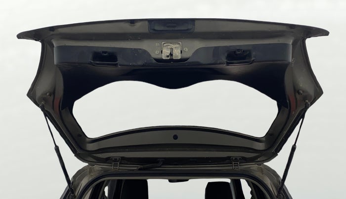 2018 Maruti Swift VXI, Petrol, Manual, 64,460 km, Boot Door Open