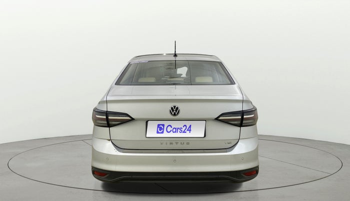 2025 Volkswagen VIRTUS COMFORTLINE TSI 1.0 MT, Petrol, Manual, 1,767 km, Back/Rear