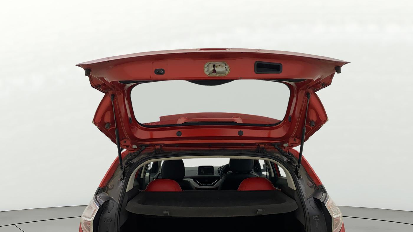 2018 Tata NEXON XZ PETROL, Petrol, Manual, 40,750 km, Boot Door Open