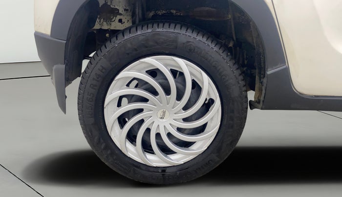 2016 Mahindra Kuv100 K4 6 STR, Petrol, Manual, 57,347 km, Right Rear Wheel