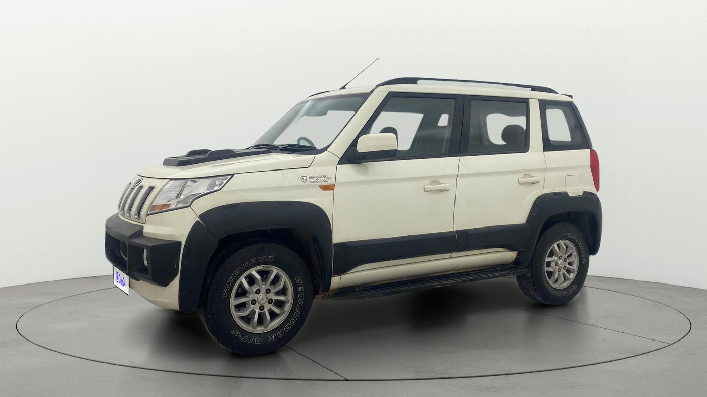 2015 Mahindra TUV300 T8, Diesel, Manual, 61,827 km, Left Front Diagonal