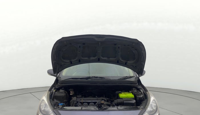 2014 Hyundai Verna FLUIDIC 1.6 VTVT SX, Petrol, Manual, 67,722 km, Open Bonet