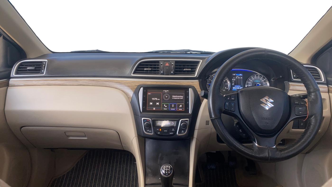 2022 Maruti Ciaz ZETA 1.5 SHVS MT PETROL, Petrol, Manual, 24,037 km, Dashboard