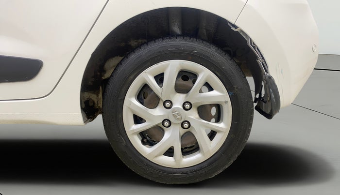 2018 Hyundai Grand i10 SPORTZ 1.2 KAPPA VTVT, Petrol, Manual, 32,564 km, Left Rear Wheel