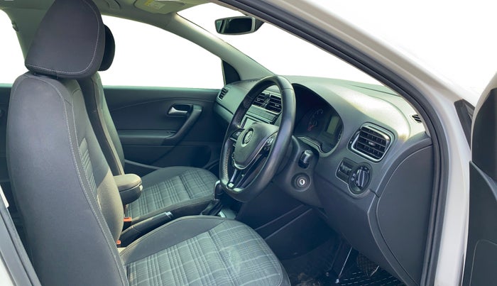 2021 Volkswagen Polo 1.0 GT TSI AT, Petrol, Automatic, 83,900 km, Right Side Front Door Cabin