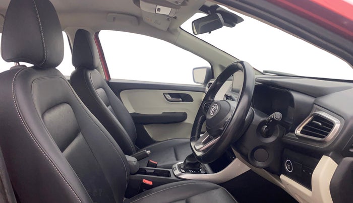 2023 Tata ALTROZ XZA PLUS, Petrol, Automatic, 30,753 km, Right Side Front Door Cabin