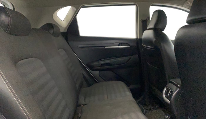 2022 KIA SONET HTK PLUS 1.2, Petrol, Manual, 44,954 km, Right Side Rear Door Cabin