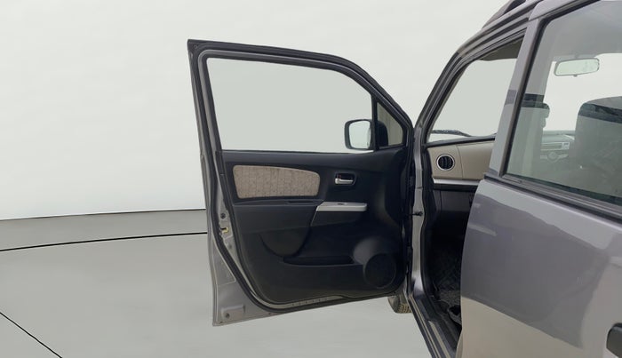 2016 Maruti Wagon R 1.0 VXI, Petrol, Manual, 1,08,656 km, LHS Front Door