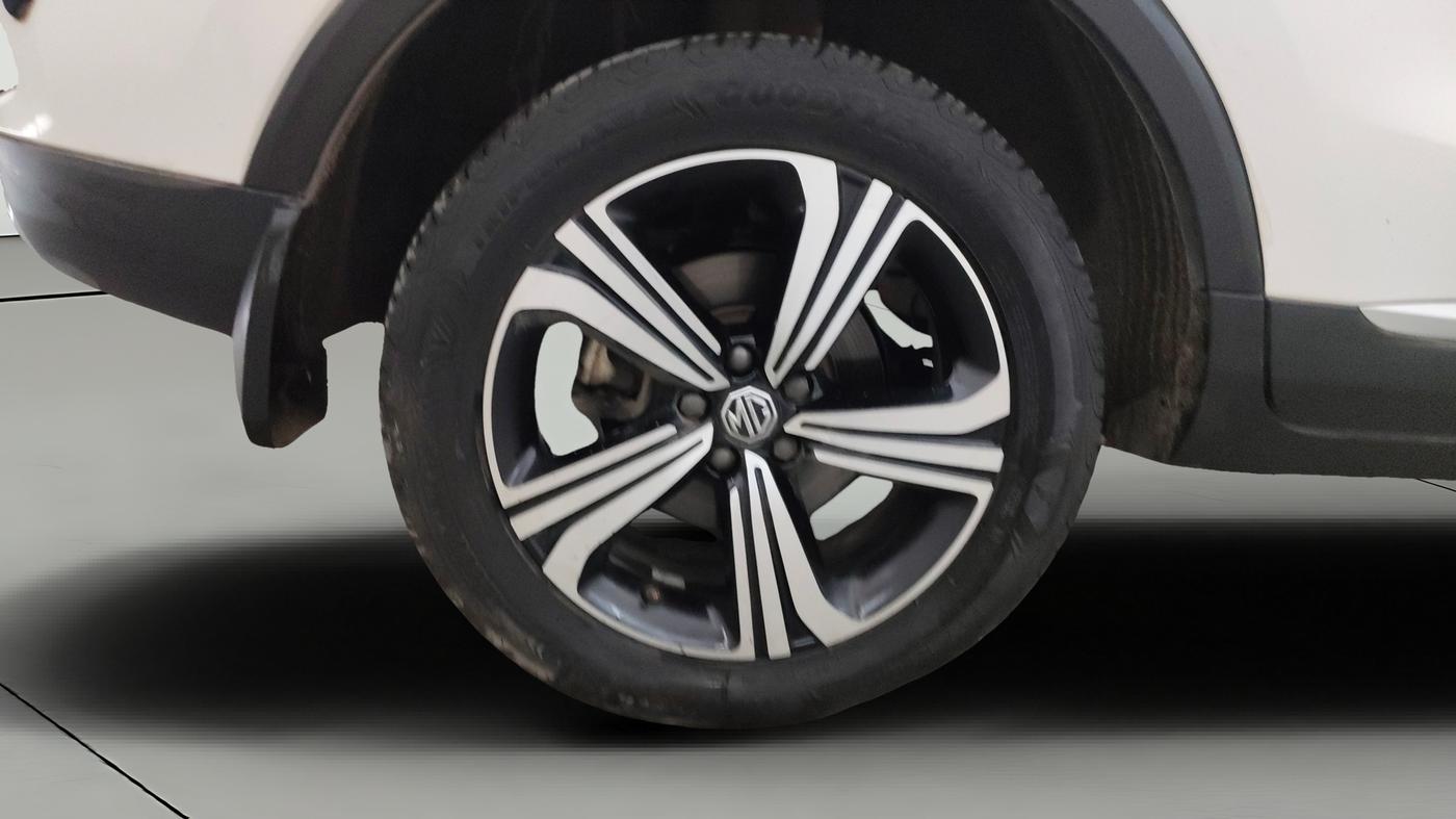 2023 MG ASTOR SHARP (O) 1.3 TURBO AT, Petrol, Automatic, 35,813 km, Right Rear Wheel