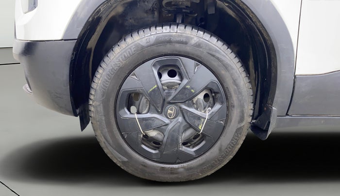 2022 Tata PUNCH ADVENTURE RHYTHM PACK MT, Petrol, Manual, 57,400 km, Left Front Wheel