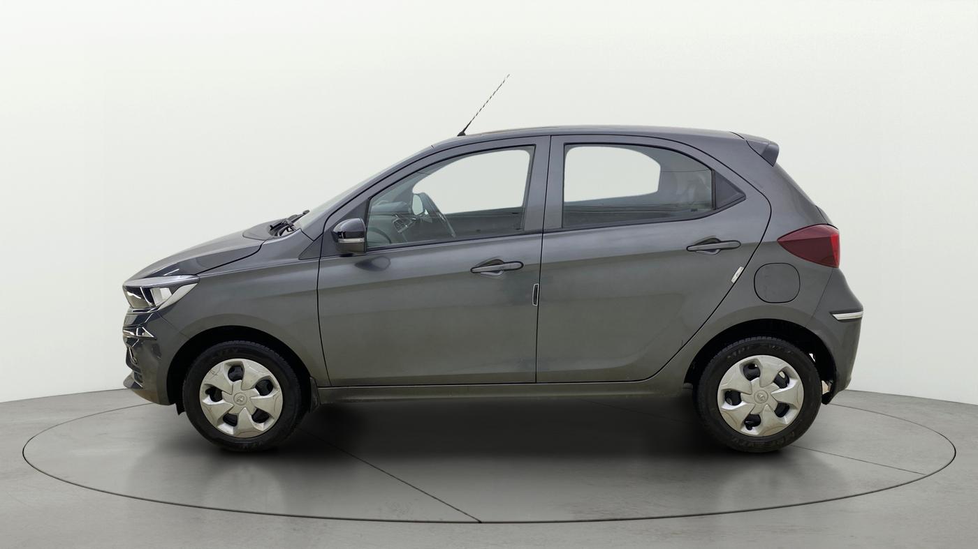 2022 Tata Tiago XT (O) PETROL, Petrol, Manual, 21,148 km, Left Side