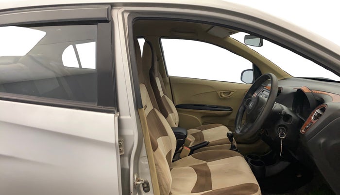 2015 Honda Amaze 1.5L I-DTEC S, Diesel, Manual, 76,316 km, Right Side Front Door Cabin