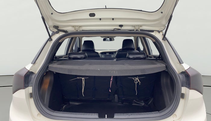 2016 Hyundai Elite i20 ASTA 1.2 (O), Petrol, Manual, 61,013 km, Boot Open Zoomed View