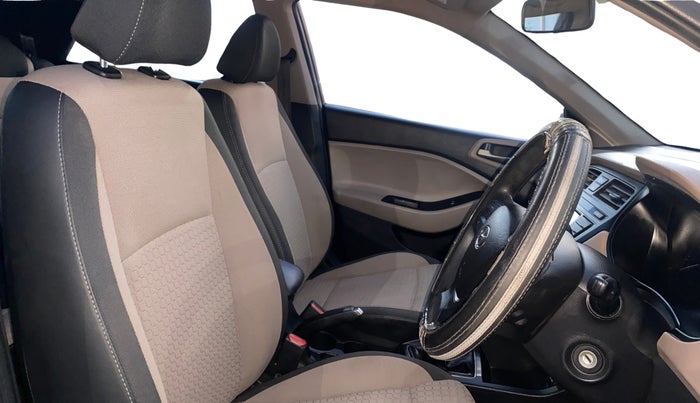 2016 Hyundai Elite i20 MAGNA 1.2, Petrol, Manual, 79,402 km, Right Side Front Door Cabin