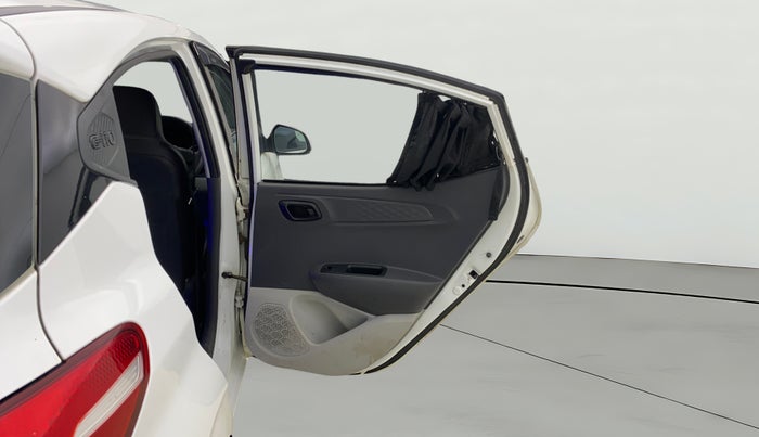 2020 Hyundai GRAND I10 NIOS MAGNA CORPORATE EDITION 1.2 KAPPA VTVT, Petrol, Manual, 46,613 km, RHS Rear Door