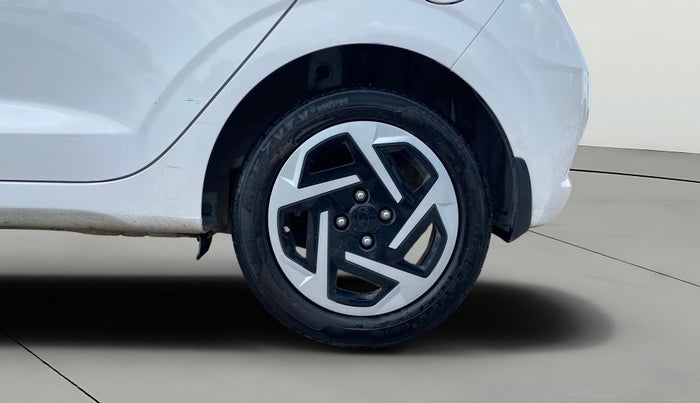 2024 Hyundai GRAND I10 NIOS SPORTZ 1.2 KAPPA VTVT, Petrol, Manual, 13,218 km, Left Rear Wheel