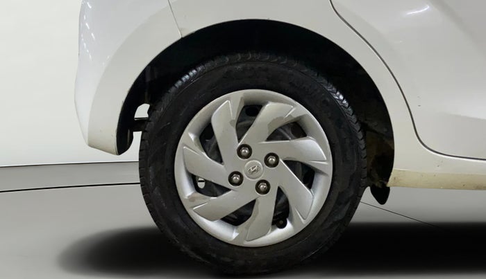 2019 Hyundai NEW SANTRO SPORTZ CNG, CNG, Manual, 76,318 km, Right Rear Wheel