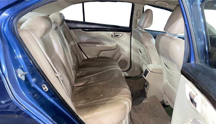 2017 Maruti Ciaz ALPHA 1.4 PETROL, Petrol, Manual, 82,063 km, Right Side Rear Door Cabin